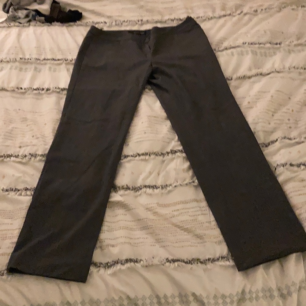 Amanda and Chelsea lightweight straight fit sz 10